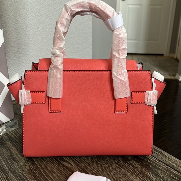 MICHAEL KORS CARMEN MEDIUM FLAP SATCHEL HANDBAG CROSSBODY - Picture 7 of 13